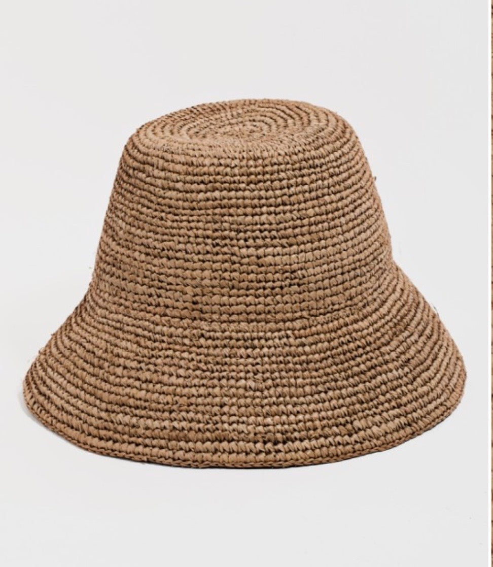 STRAW BUCKET HAT