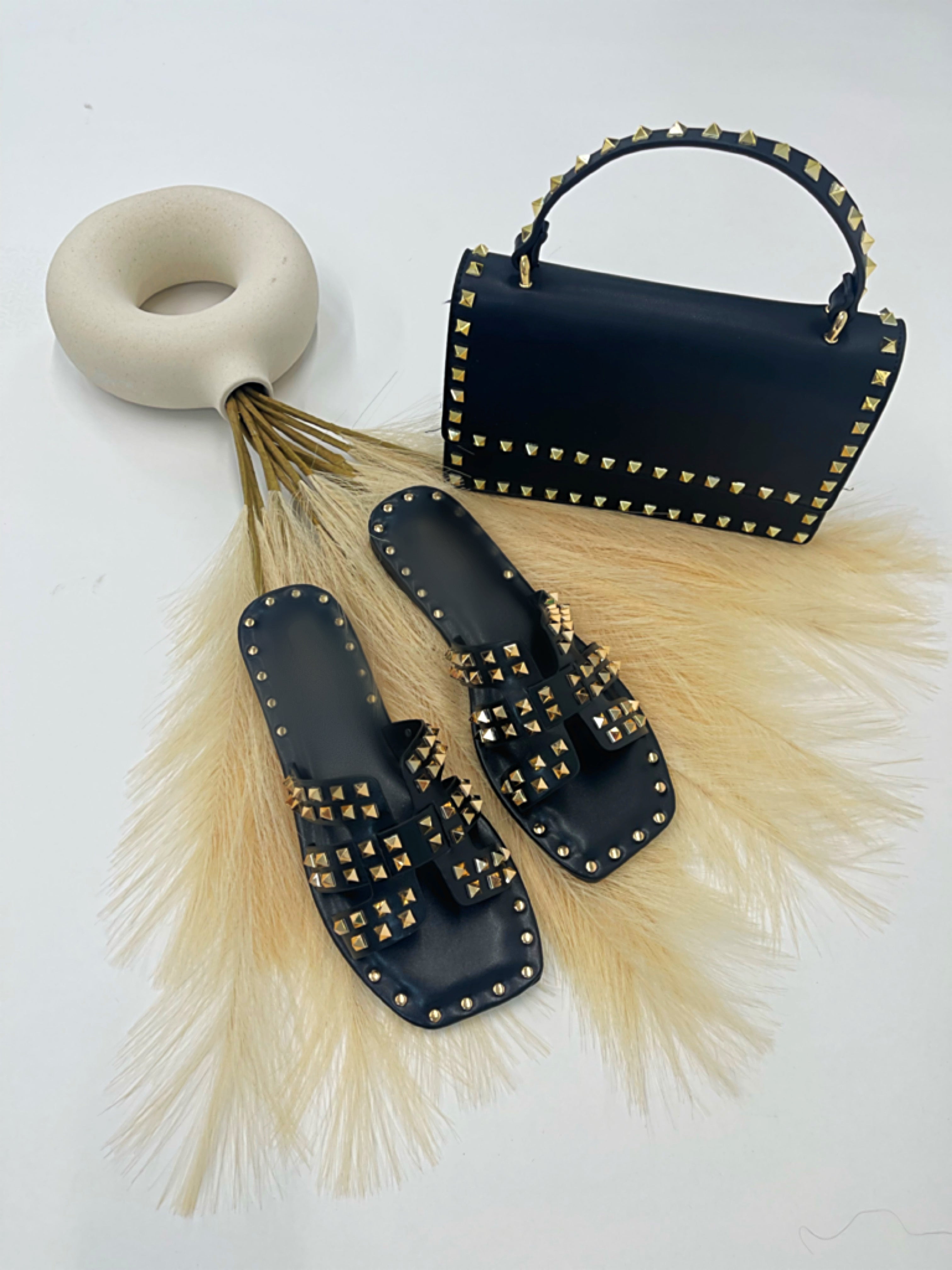 EMBELLISHED PURSE - Modest Vybez Boutique