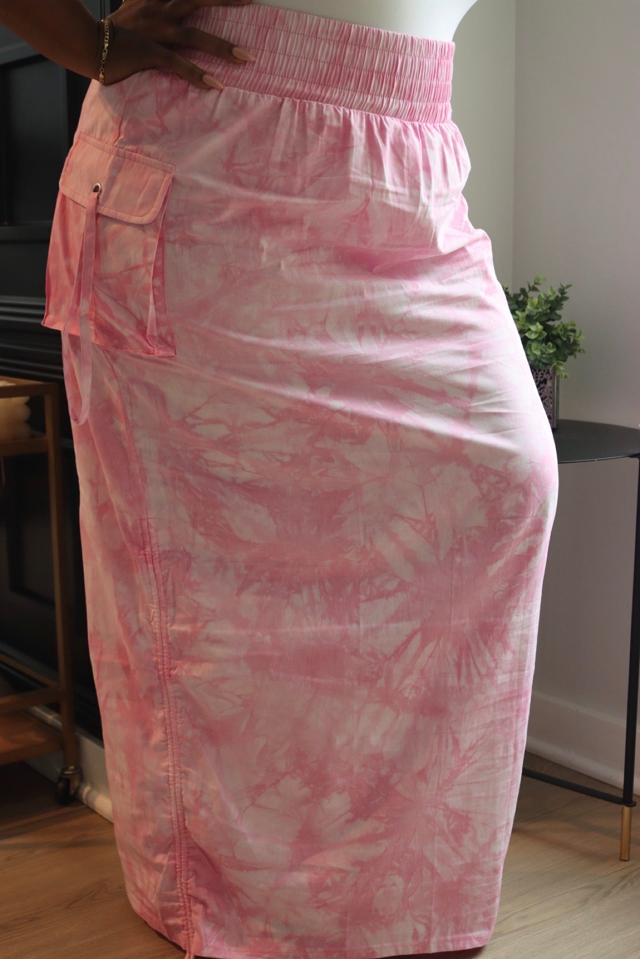 RUCHED CHIC MAXI SKIRT-Pink